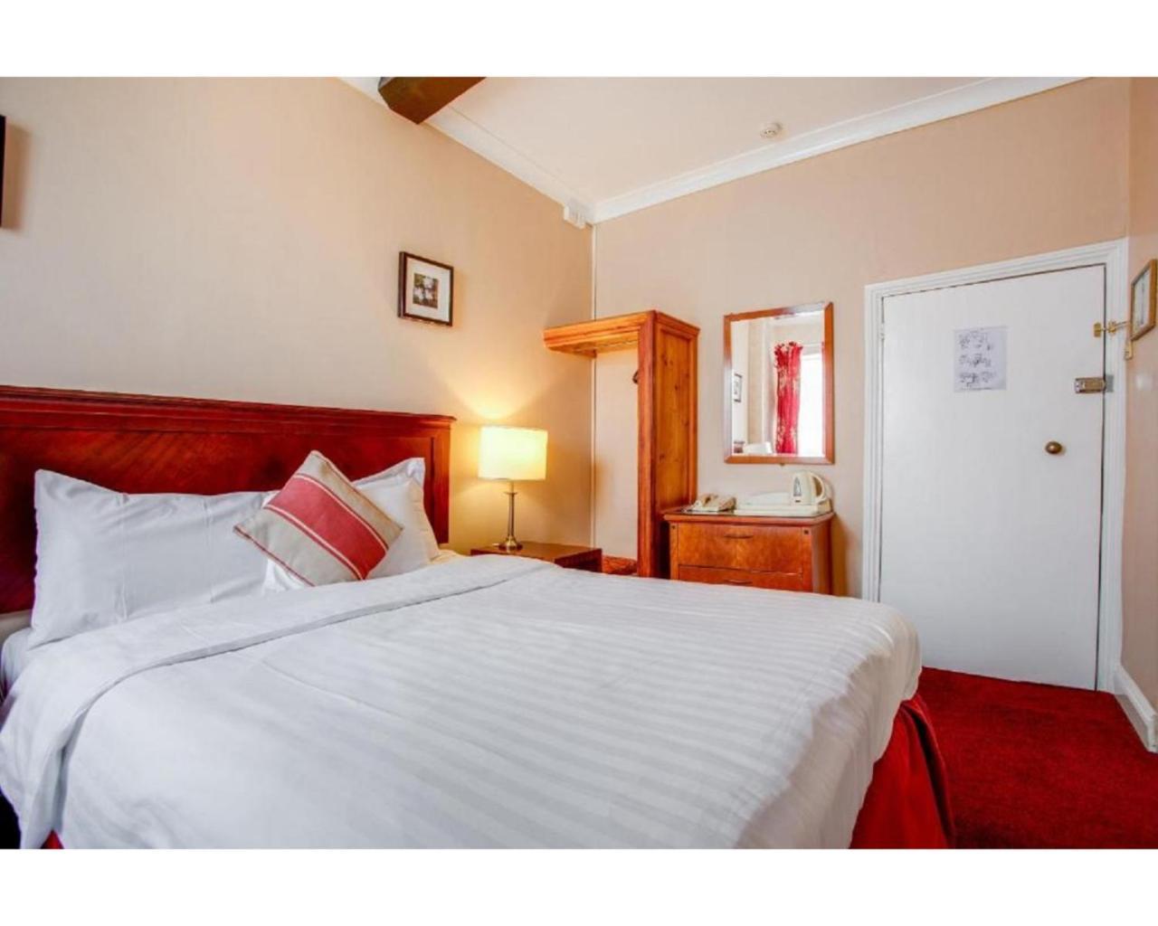 The Rose And Crown Hotel ウィスベック エクステリア 写真