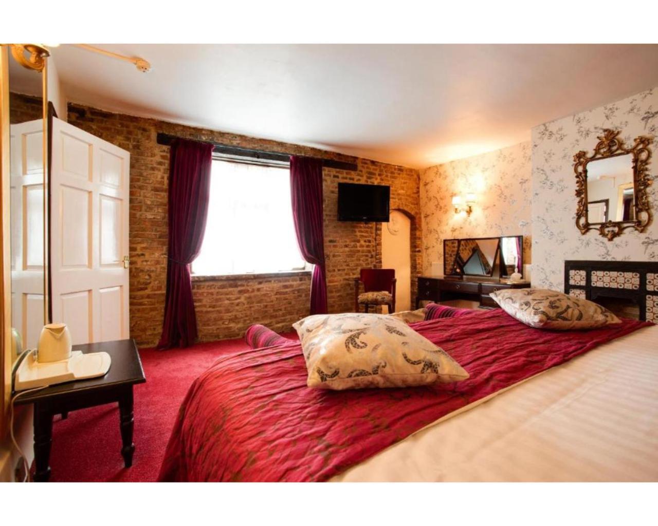 The Rose And Crown Hotel ウィスベック エクステリア 写真